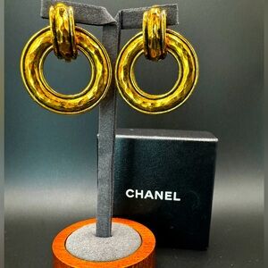 LOT 1145 24K gold plated CHANEL vintage transformer two ways to wear clip ons